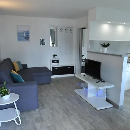 Nelly Apartment