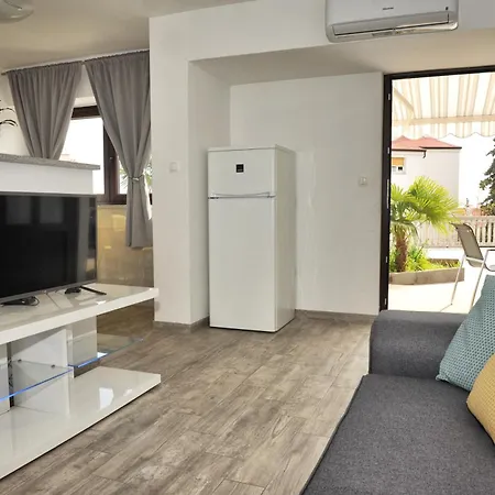 Апартаменты Nelly *