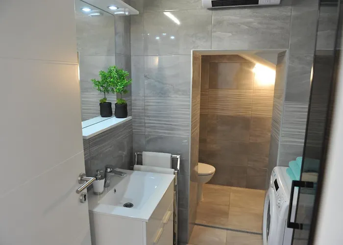 Nelly Apartman *
